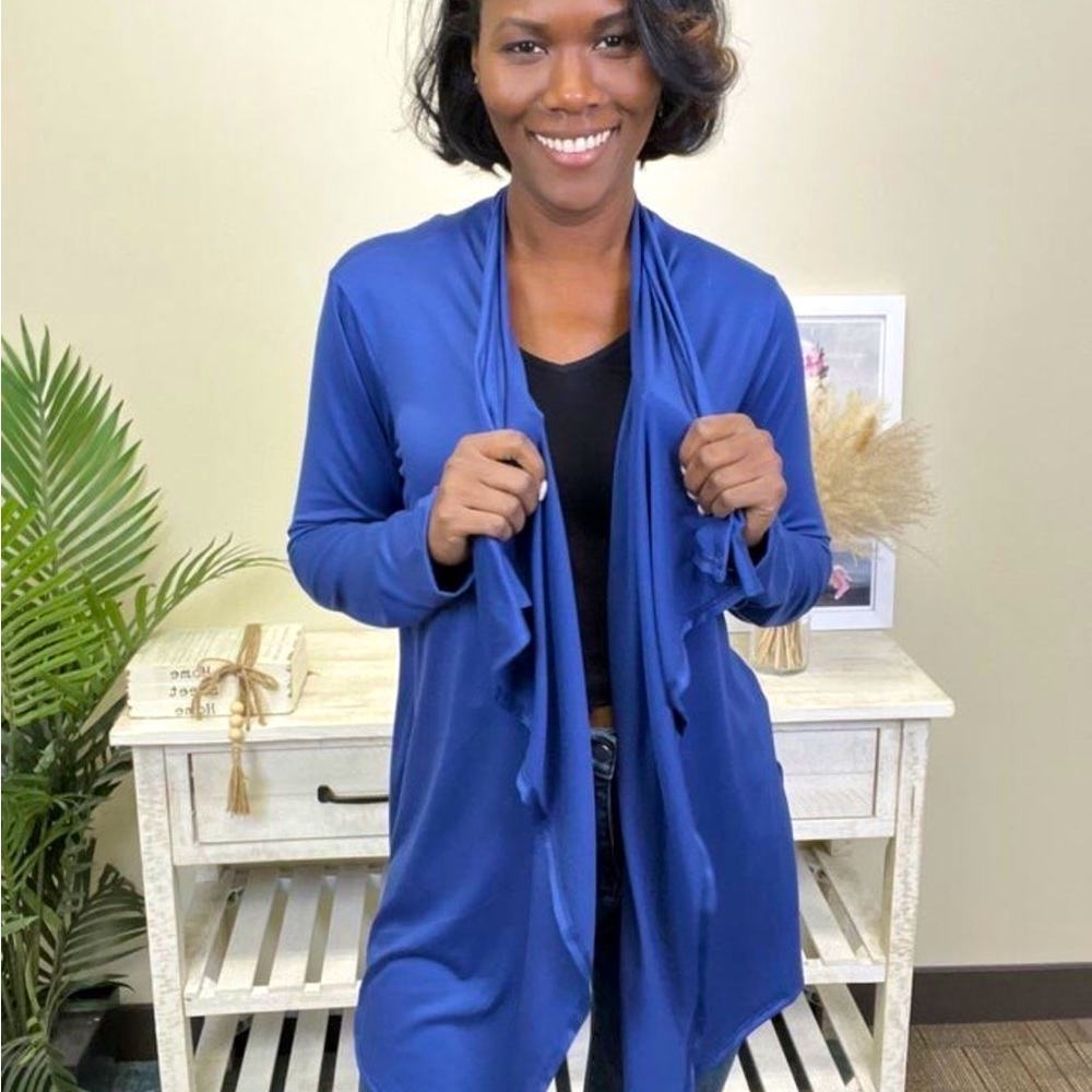 💖 NEW! Beautiful Cascading Cardigan by Blumin! Such a lovely staple piece! 🛍️